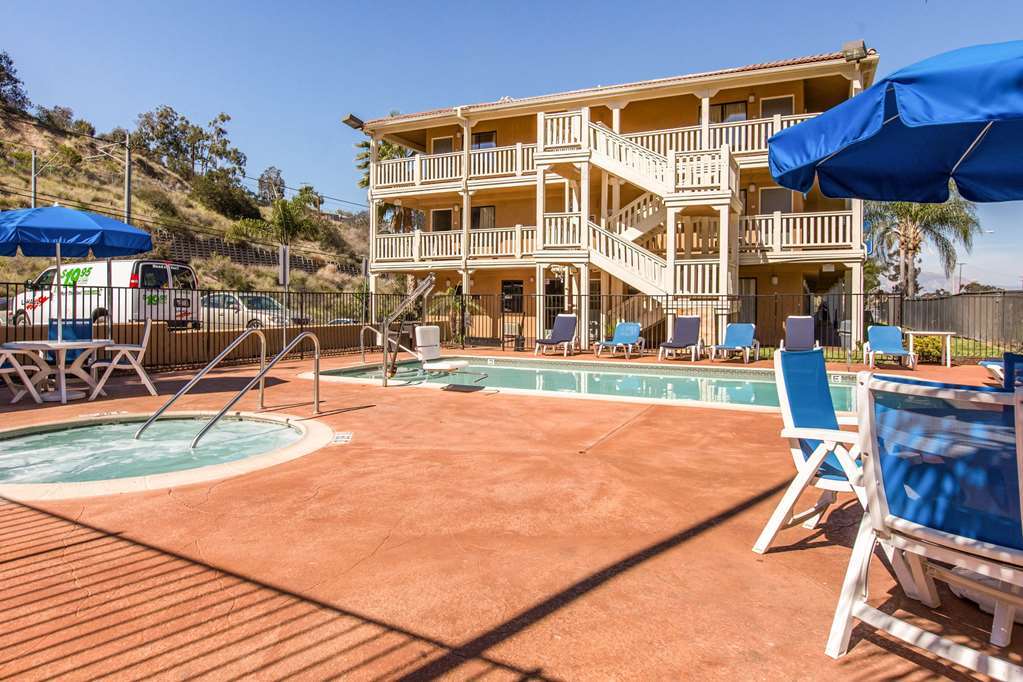 Rodeway Inn & Suites El Cajon San Diego East Удобства фото
