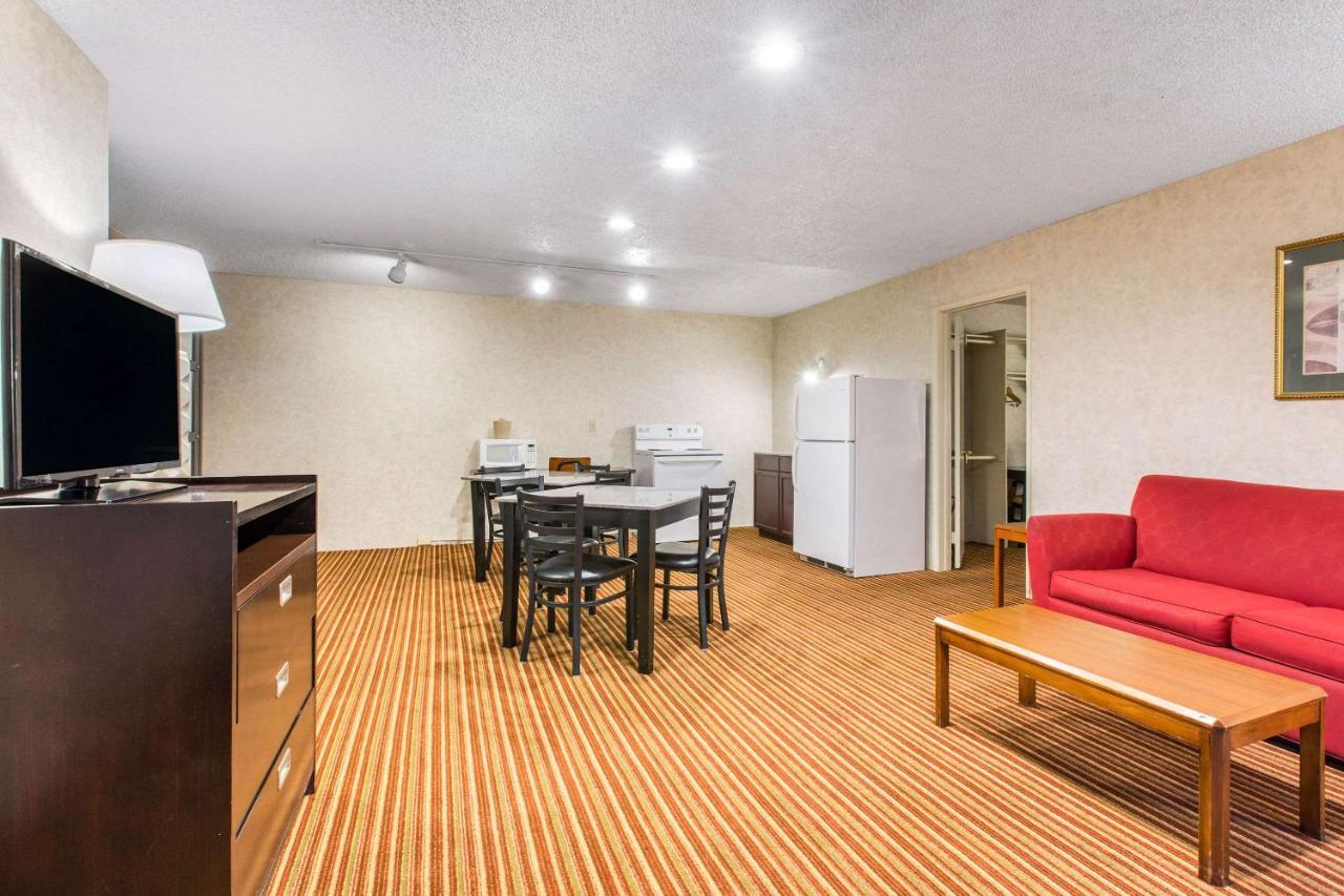 Rodeway Inn & Suites El Cajon San Diego East Экстерьер фото